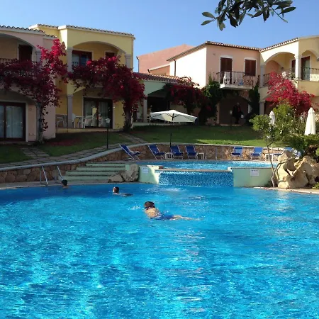 Daire The Fantastic Residenza Badus Sleeps 2 Num0828