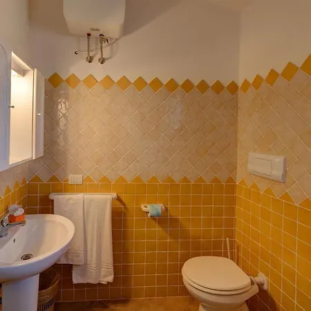 The Fantastic Residenza Badus Sleeps 2 Num0828